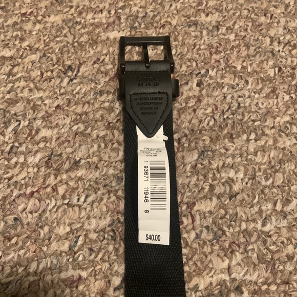 Guess belt - Picture 3 of 3